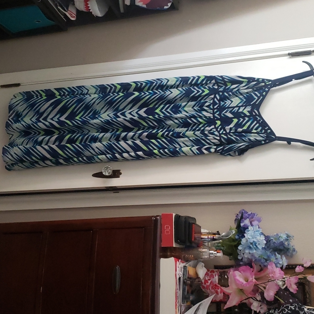 Blue muilti color dress